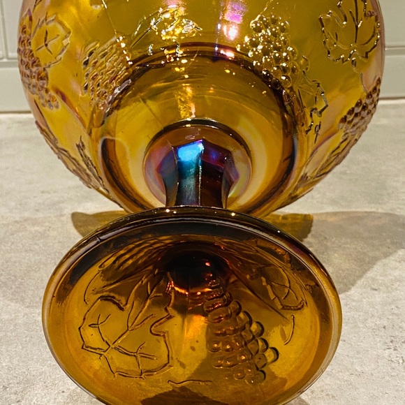 Carnival glass marigold centrepiece glass vase - Picture 7 of 9